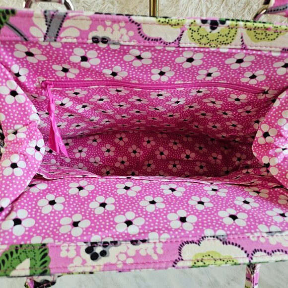 Vera Bradley Pink Green Multi Quilted Floral Frame Purse - Picture 7 of 12
